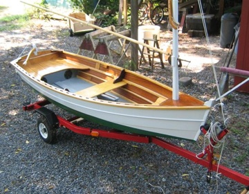 Sand Dollar Sailing Skiff