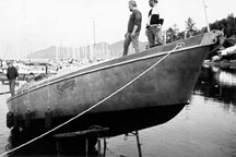 Sandingo with unpainted aluminum top and deck