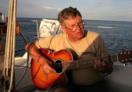 Tom Wells, Troubador